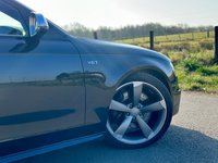 USED 2015 15 AUDI S4 AVANT 3.0 TFSI V6 Black Edition Estate 5dr Petrol S Tronic quattro Euro 6 (s/s) (Nav) (333 ps) 