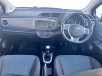 USED 2013 13 TOYOTA YARIS 1.33 Dual VVT-i TR Hatchback 5dr Petrol Manual Euro 5 (101 ps) www.suffolkcarcentre.co.uk - Located at Ilketshall