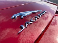 USED 2013 13 JAGUAR F-TYPE 3.0 V6 Convertible 2dr Petrol Auto Euro 5 (s/s) (340 ps) LAST OWNER 9 YEARS - JUST 18,000 MILES - STUNNING COLOUR COMBINATION - CREAM LEATHER TRIMMED INTERIOR