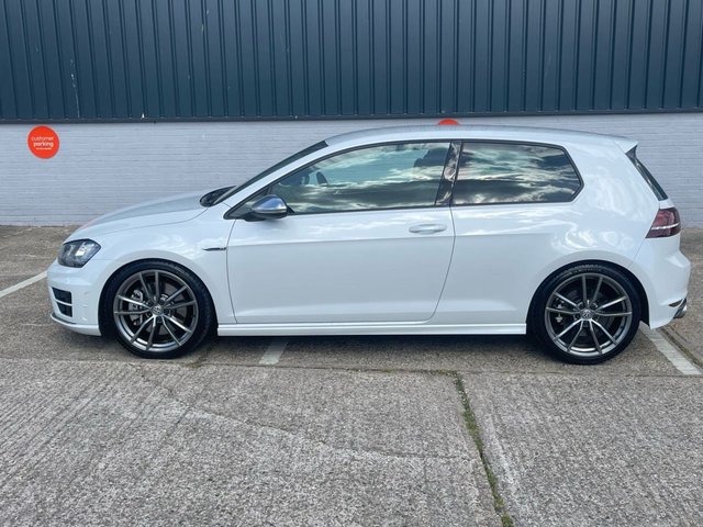 View our VOLKSWAGEN GOLF
