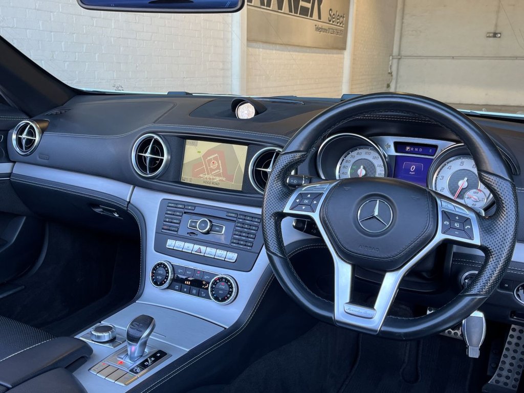 USED 2014 64 MERCEDES-BENZ SL 3.0 SL400 AMG Sport Convertible 2dr Petrol G-Tronic Euro 6 (s/s) (333 ps) 