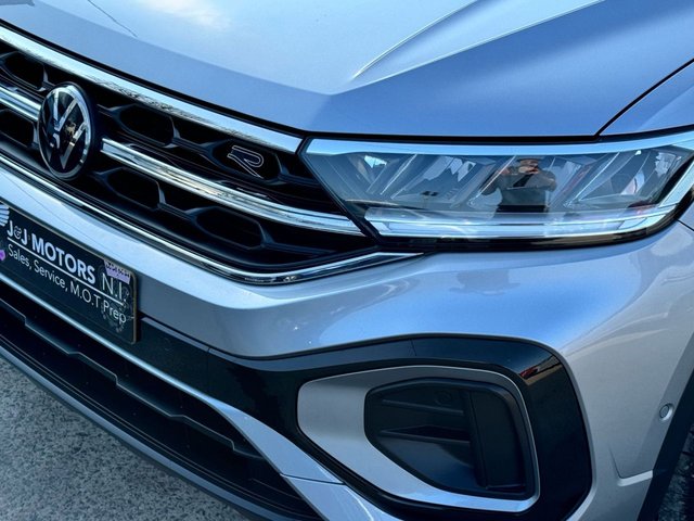 2022 VOLKSWAGEN T-ROC 1.5 TSI R-Line SUV 5dr Petrol Manual Euro 6 (s/s) (150 ps) - Photo 9