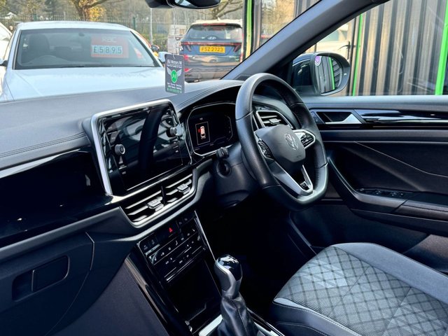 2022 VOLKSWAGEN T-ROC 1.5 TSI R-Line SUV 5dr Petrol Manual Euro 6 (s/s) (150 ps) - Photo 10