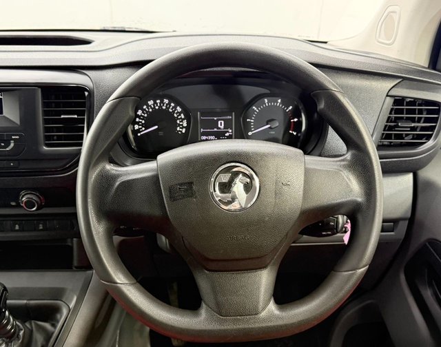 2020 VAUXHALL VIVARO - Photo 10