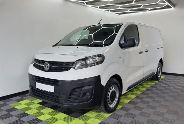2020 VAUXHALL VIVARO