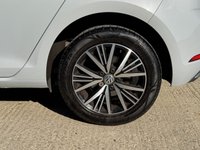 USED 2018 68 VOLKSWAGEN GOLF 1.6 TDI SE Nav Hatchback 5dr Diesel DSG Euro 6 (s/s) (115 ps) 