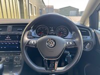 USED 2018 68 VOLKSWAGEN GOLF 1.6 TDI SE Nav Hatchback 5dr Diesel DSG Euro 6 (s/s) (115 ps) 