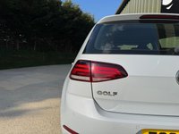USED 2018 68 VOLKSWAGEN GOLF 1.6 TDI SE Nav Hatchback 5dr Diesel DSG Euro 6 (s/s) (115 ps) 