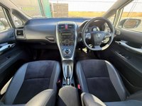 USED 2011 TOYOTA AURIS 1.8 VVT-h T Spirit Hatchback 5dr Petrol Hybrid CVT Euro 5 (s/s) (136 ps) ** SERVICE HISTORY - WARRANTY & FINANCE AVAILABLE **