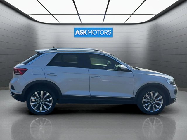 View our VOLKSWAGEN T-ROC