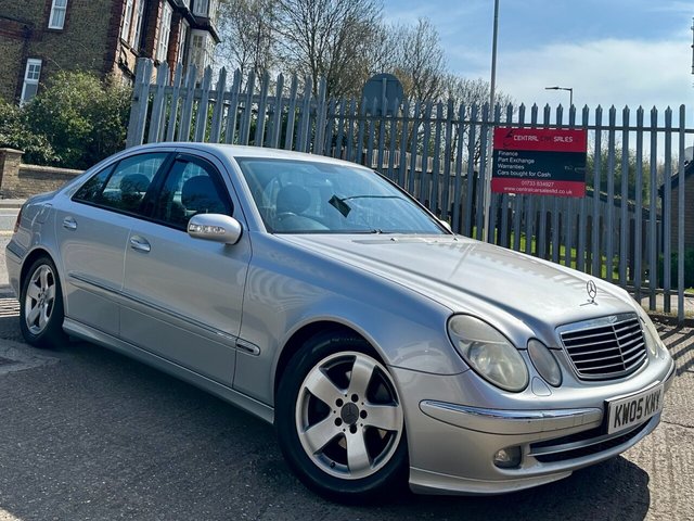 2005 05 MERCEDES-BENZ E-CLASS 2.1 E220 CDI Avantgarde Saloon 4dr Diesel Automatic (188 g/km, 150 bhp)