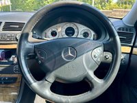 USED 2005 05 MERCEDES-BENZ E-CLASS 2.1 E220 CDI Avantgarde Saloon 4dr Diesel Automatic (188 g/km, 150 bhp) 