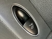 USED 2005 05 MERCEDES-BENZ E-CLASS 2.1 E220 CDI Avantgarde Saloon 4dr Diesel Automatic (188 g/km, 150 bhp) 
