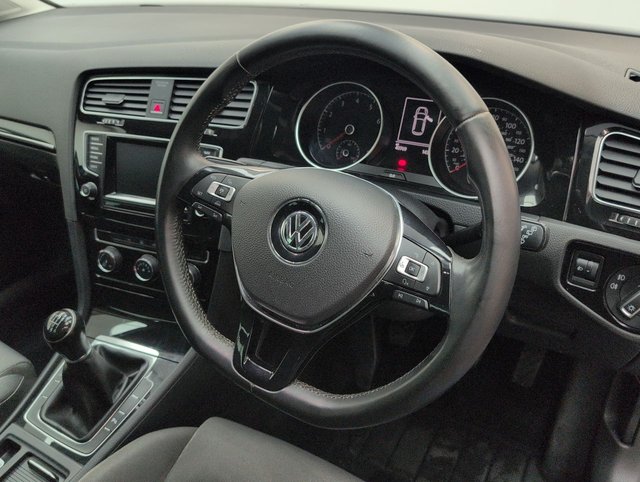 USED 2014 Volkswagen Golf 1.4 TSI Bluemotion Tech Act GT Hatchback 5dr Petrol Manual Euro 6 (s/S) (150 Ps) Bluetooth+navigation