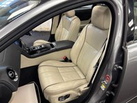 USED 2014 64 JAGUAR XJ 3.0d V6 Portfolio Saloon 4dr Diesel Auto Euro 5 (s/s) (275 ps) UK DELIVERY FLAT FEE &pound;175 (SUBJECT TO DEAL) *OVER 100 IMAGES ON OUR WEBSITE*BESPOKE FINANCE ARRANGED*PART EXCHANGE WELCOME*ALL VEHICLES HPI CLEAR