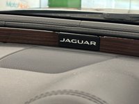 USED 2014 64 JAGUAR XJ 3.0d V6 Portfolio Saloon 4dr Diesel Auto Euro 5 (s/s) (275 ps) UK DELIVERY FLAT FEE &pound;175 (SUBJECT TO DEAL) *OVER 100 IMAGES ON OUR WEBSITE*BESPOKE FINANCE ARRANGED*PART EXCHANGE WELCOME*ALL VEHICLES HPI CLEAR