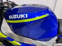 USED 2002 02 SUZUKI GSX-R600 SOUGHT AFTER MOVISTAR TELEFONICA EDITION COMES WITH NEW MOT AND WARRANTY