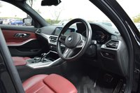 USED 2022 BMW 3 SERIES 2.0 320i M Sport Saloon 4dr Petrol Auto xDrive Euro 6 (s/s) (184 ps) M SPORT PRO / HEATED S-WHEEL