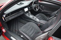 USED 2018 68 PORSCHE 911 3.0T 991 Carrera 4 GTS Coupe 2dr Petrol PDK 4WD Euro 6 (s/s) (450 ps) PAN ROOF / CARBON / BOSE / FSH