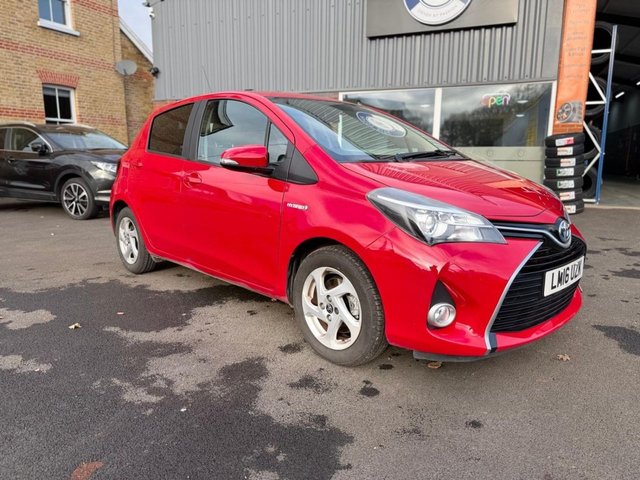 2016 16 Toyota Yaris 1.5 VVT-h Icon Hatchback 5dr Petrol Hybrid E-CVT Euro 6 (101 ps)