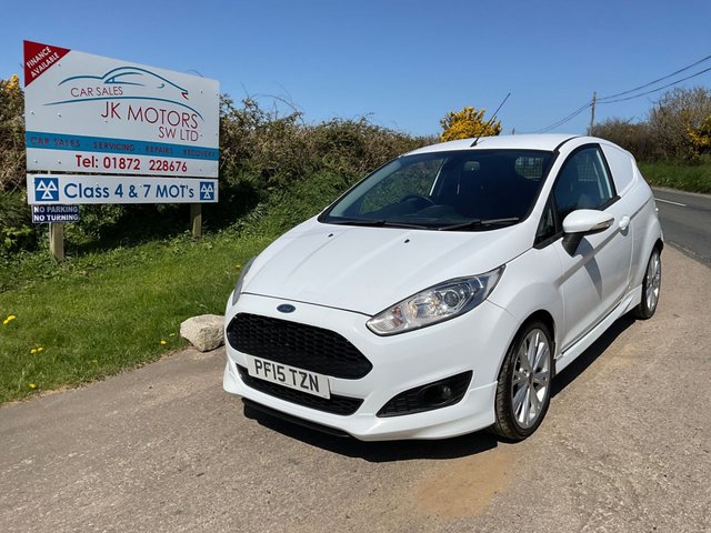 2015 15 Ford Fiesta Van 1.6 TDCi Sport Panel Van 3dr Diesel Manual (94 bhp)