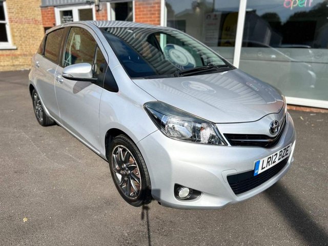 2012 12 Toyota Yaris 1.33 Dual VVT-i SR Hatchback 5dr Petrol Manual Euro 5 (101 ps)