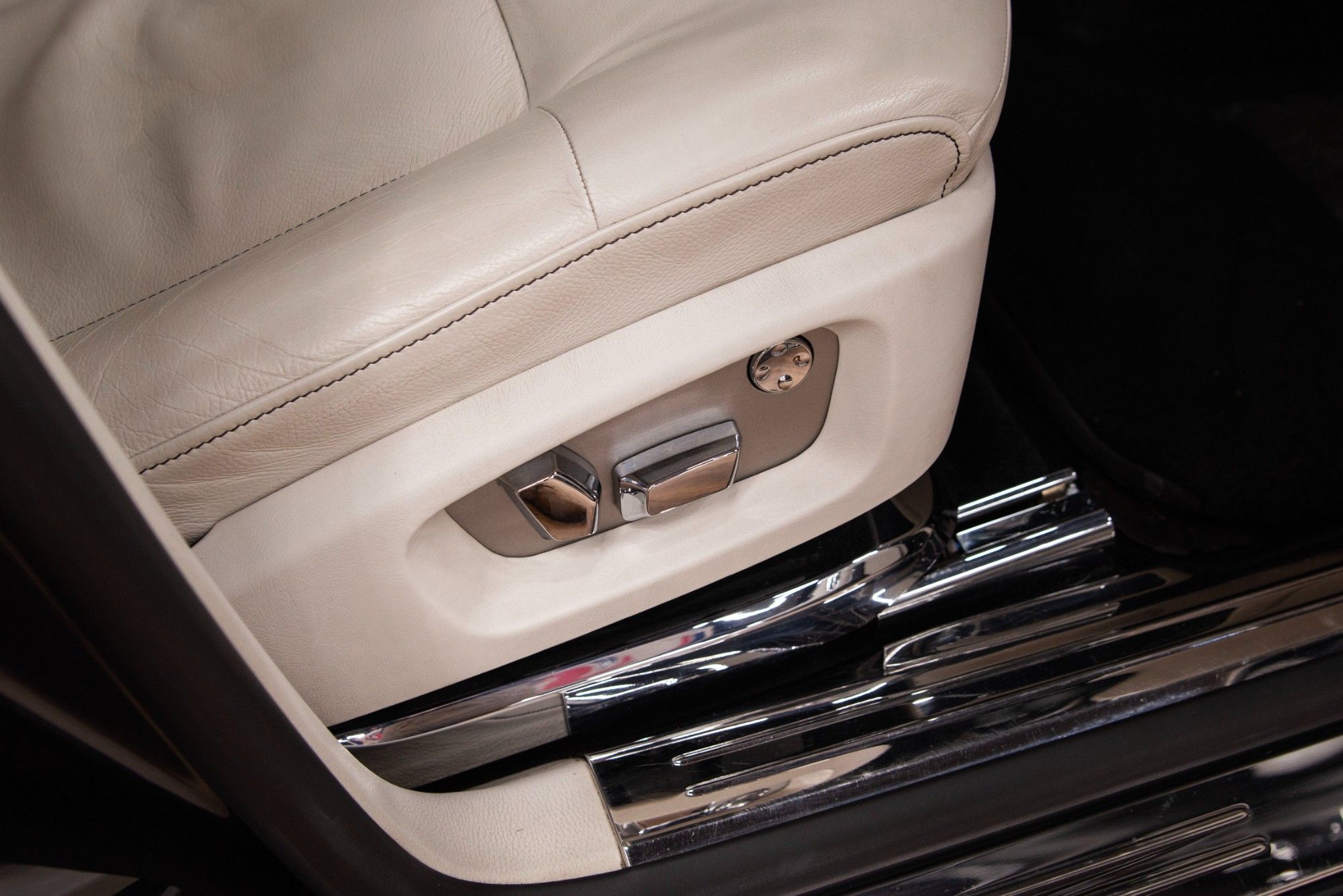 USED 2015 64 ROLLS-ROYCE GHOST 6.6 V12 
