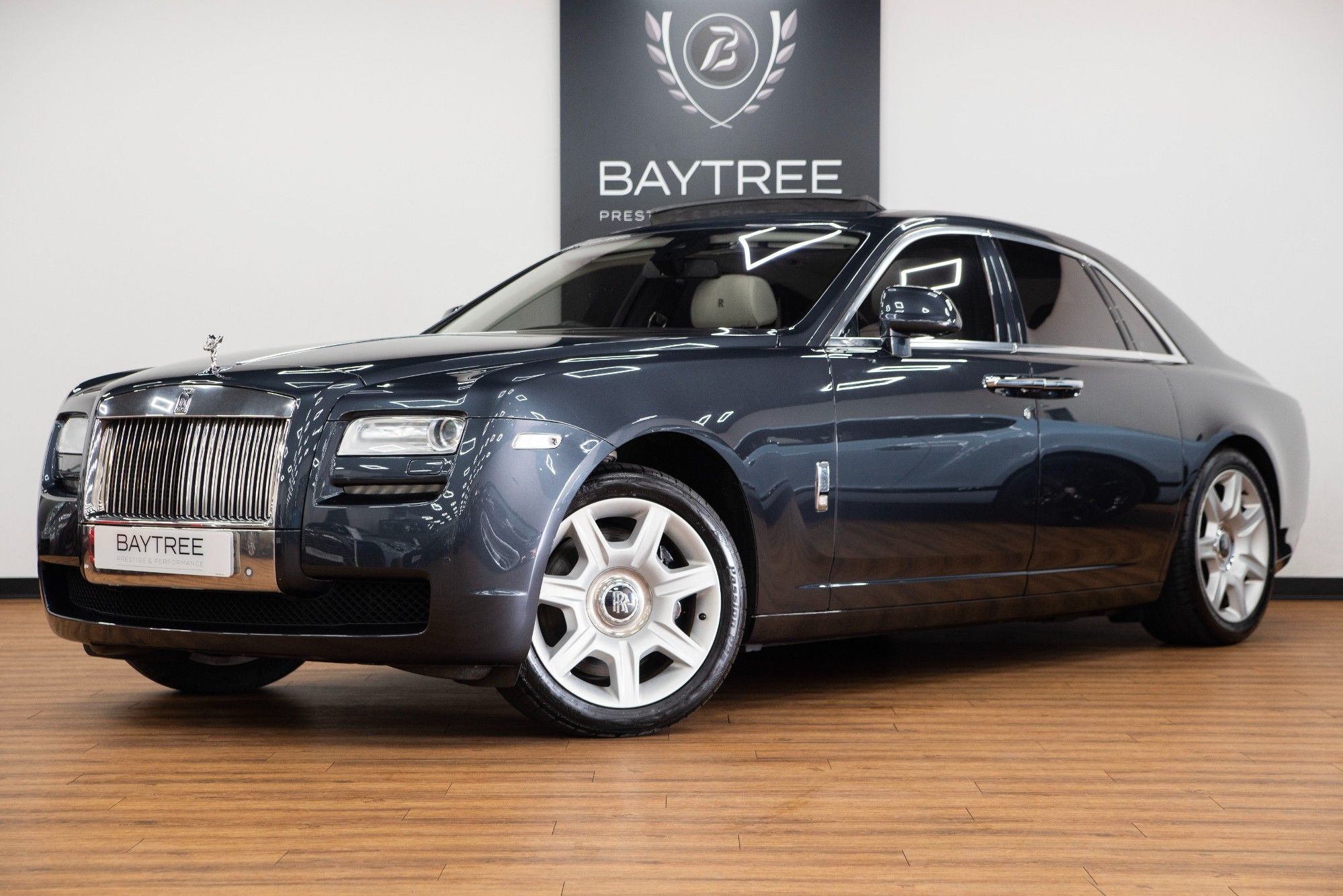 USED 2015 64 ROLLS-ROYCE GHOST 6.6 V12 