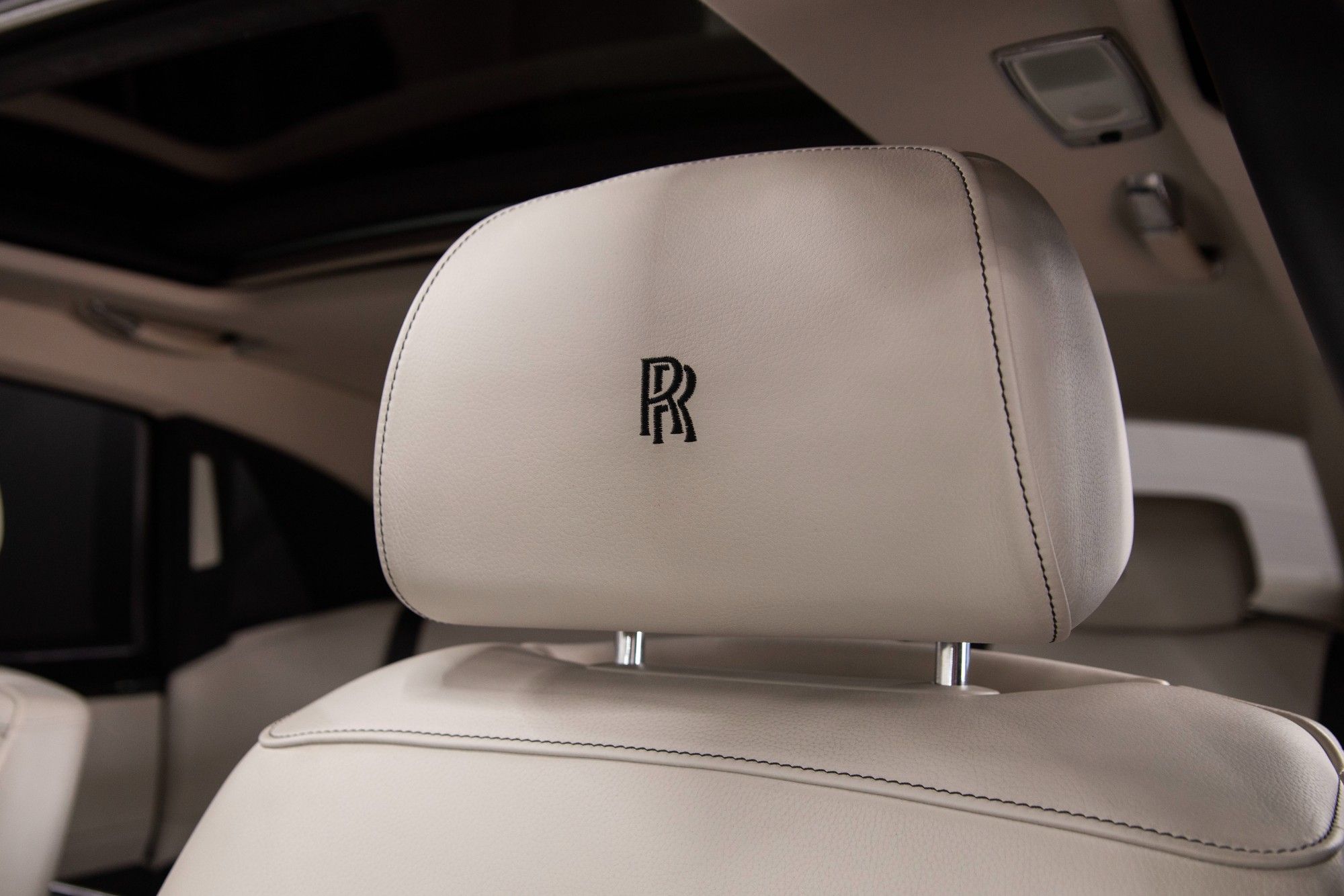 USED 2015 64 ROLLS-ROYCE GHOST 6.6 V12 