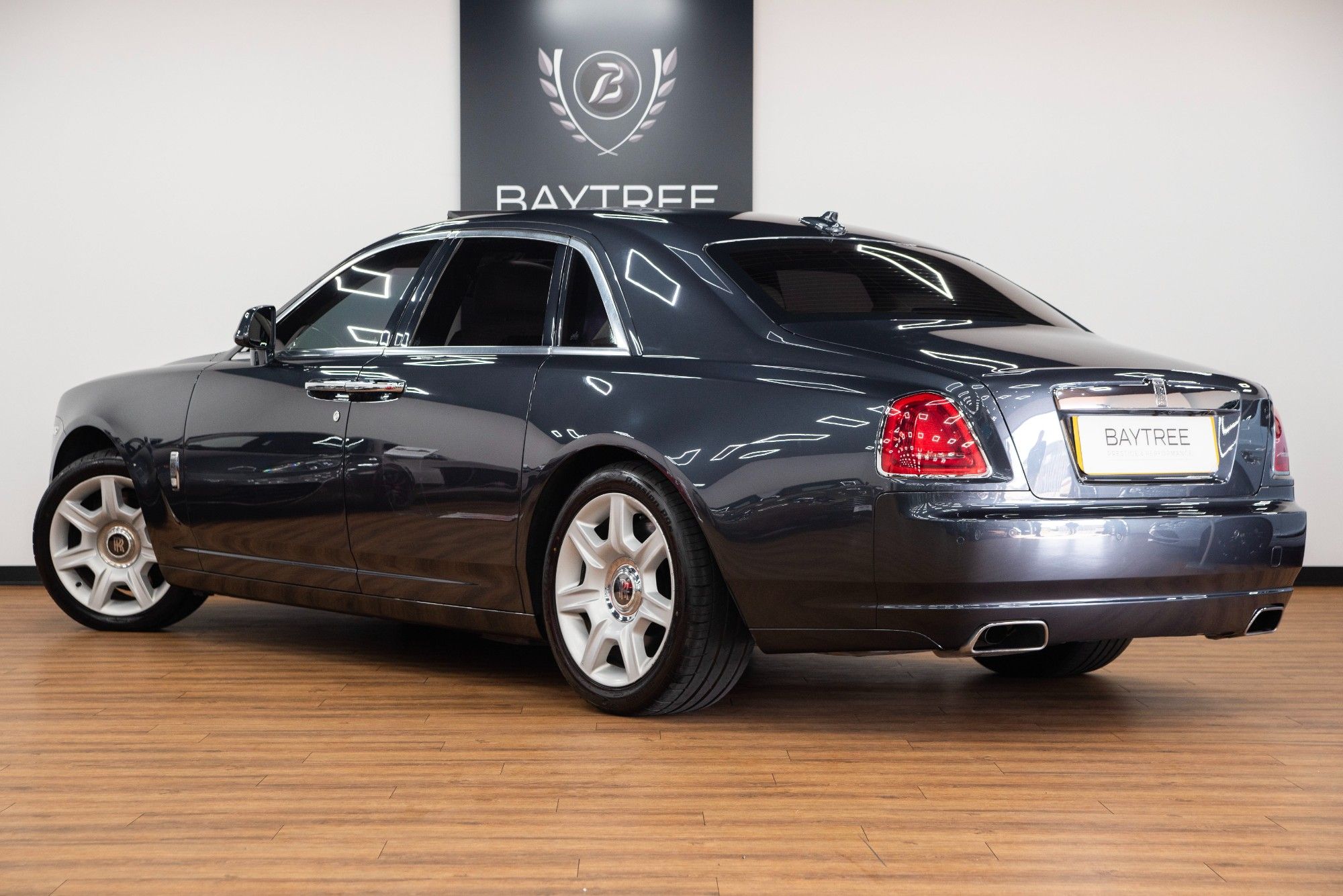 USED 2015 64 ROLLS-ROYCE GHOST 6.6 V12 