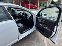 USED 2014 14 JAGUAR XF 2.2d Luxury Saloon 4dr Diesel Auto Euro 5 (s/s) (163 ps) Excellent Condition Low Mileage