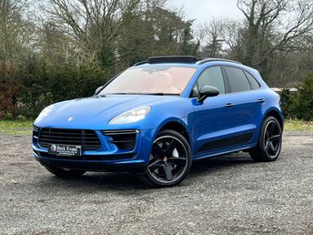 2020 PORSCHE MACAN