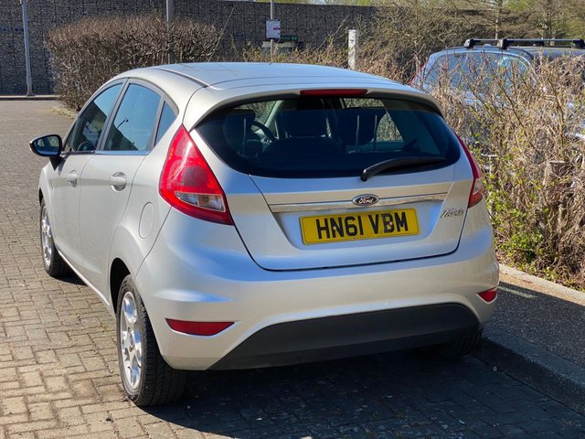 2012 FORD FIESTA 1.25 Zetec Hatchback 5dr Petrol Manual (129 g/km, 81 bhp) - Photo 6
