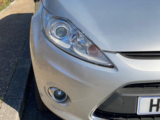 2012 FORD FIESTA 1.25 Zetec Hatchback 5dr Petrol Manual (129 g/km, 81 bhp) - Photo 8