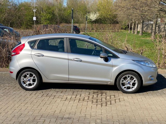 2012 FORD FIESTA 1.25 Zetec Hatchback 5dr Petrol Manual (129 g/km, 81 bhp) - Photo 12