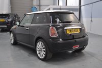 USED 2010 10 MINI HATCH 1.6 Cooper Mayfair Hatchback 3dr Petrol Manual Euro 4 (120 ps) P.Sensors, Bluetooth, Air Con
