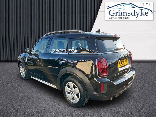 View our MINI COUNTRYMAN
