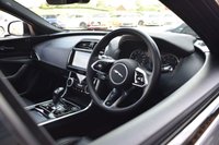USED 2021 21 JAGUAR XE 2.0 P250i R-Dynamic Black Saloon 4dr Petrol Auto Euro 6 (s/s) (250 ps) PAN ROOF / BLACK EDITION / 360
