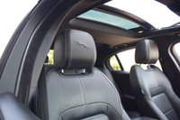 USED 2021 21 JAGUAR XE 2.0 P250i R-Dynamic Black Saloon 4dr Petrol Auto Euro 6 (s/s) (250 ps) PAN ROOF / BLACK EDITION / 360