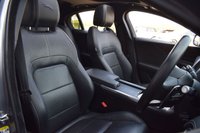 USED 2021 21 JAGUAR XE 2.0 P250i R-Dynamic Black Saloon 4dr Petrol Auto Euro 6 (s/s) (250 ps) PAN ROOF / BLACK EDITION / 360