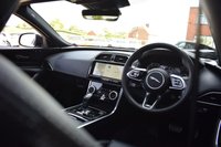 USED 2021 21 JAGUAR XE 2.0 P250i R-Dynamic Black Saloon 4dr Petrol Auto Euro 6 (s/s) (250 ps) PAN ROOF / BLACK EDITION / 360