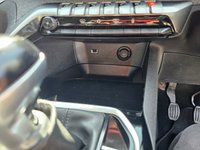 USED 2017 67 PEUGEOT 3008 1.2 PureTech Allure SUV 5dr Petrol Manual Euro 6 (s/s) (130 ps) 