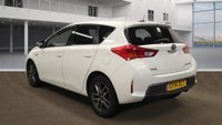 USED 2014 14 TOYOTA AURIS 1.8 VVT-h Icon Plus Hatchback 5dr Petrol Hybrid CVT Euro 5 (s/s) (136 ps) 
