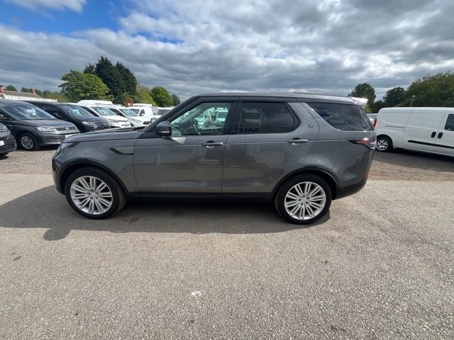 View our LAND ROVER DISCOVERY