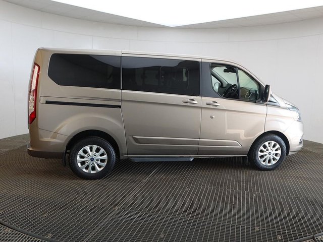 2019 FORD TOURNEO CUSTOM - Photo 4