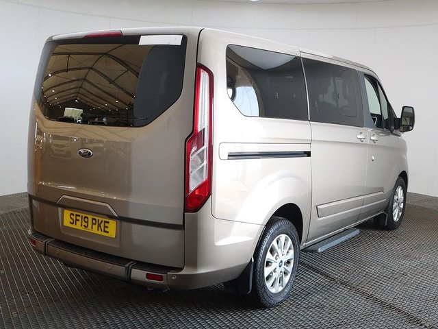 2019 FORD TOURNEO CUSTOM - Photo 6