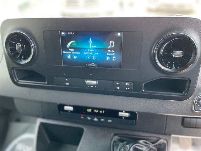 2022 Mercedes-Benz Sprinter 2L Progressive 5dr - Photo 11