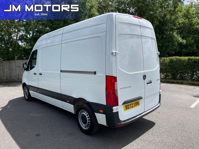 View our Mercedes-Benz Sprinter range