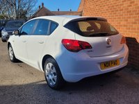 USED 2011 11 VAUXHALL ASTRA 1.4 16v Exclusiv Hatchback 5dr Petrol Manual Euro 5 (100 ps) 1 OWNER -  FULL  SERVICE HISTORY