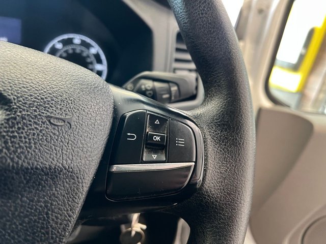 2019 Ford Transit Custom 2L null 5dr - Photo 12